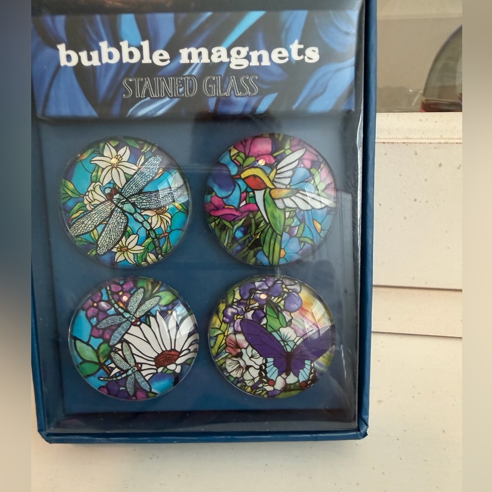 Bubble Magnets Stained Glass Set - Floral & Nature Designs NIB - Picture 3 of 7